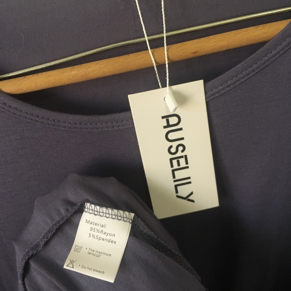 Lavender Auselily Dress w/ PocKeTs - Picture 2 of 8